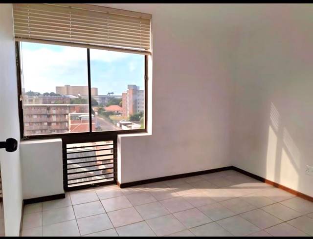 3 BEDROOM PROPERTY TO RENT IN ESSENWOOD